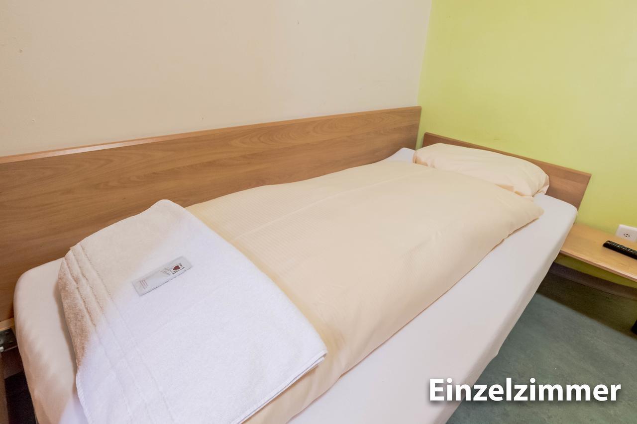 Hotel & Backpackers Zak Schaffhausen Exteriér fotografie