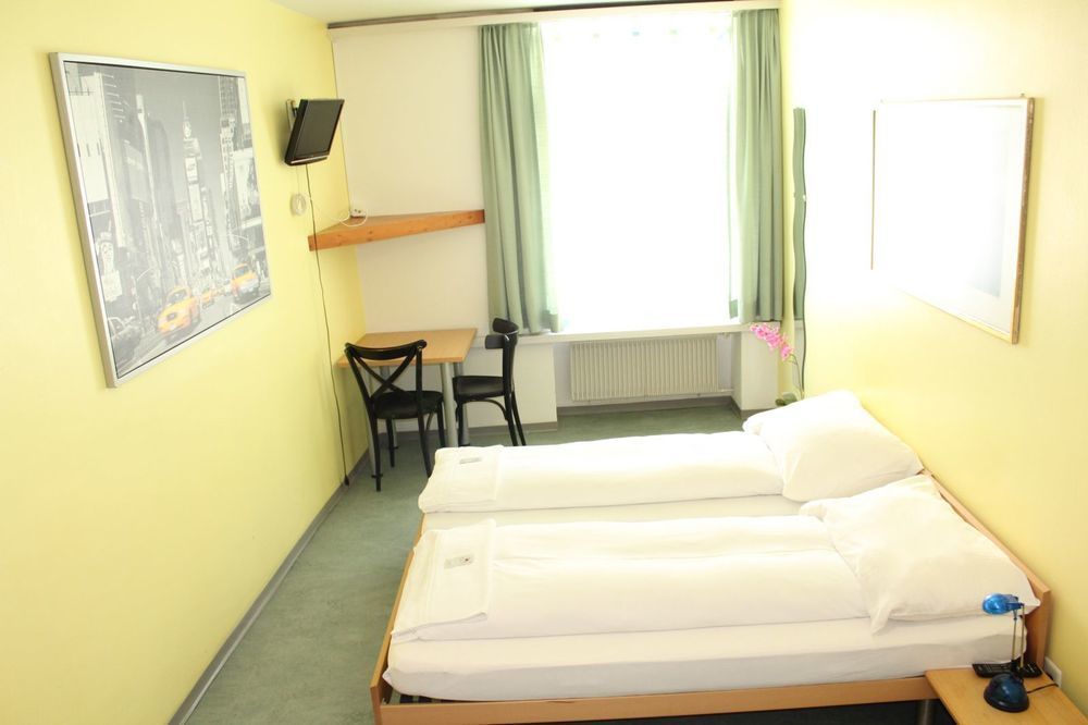 Hotel & Backpackers Zak Schaffhausen Exteriér fotografie